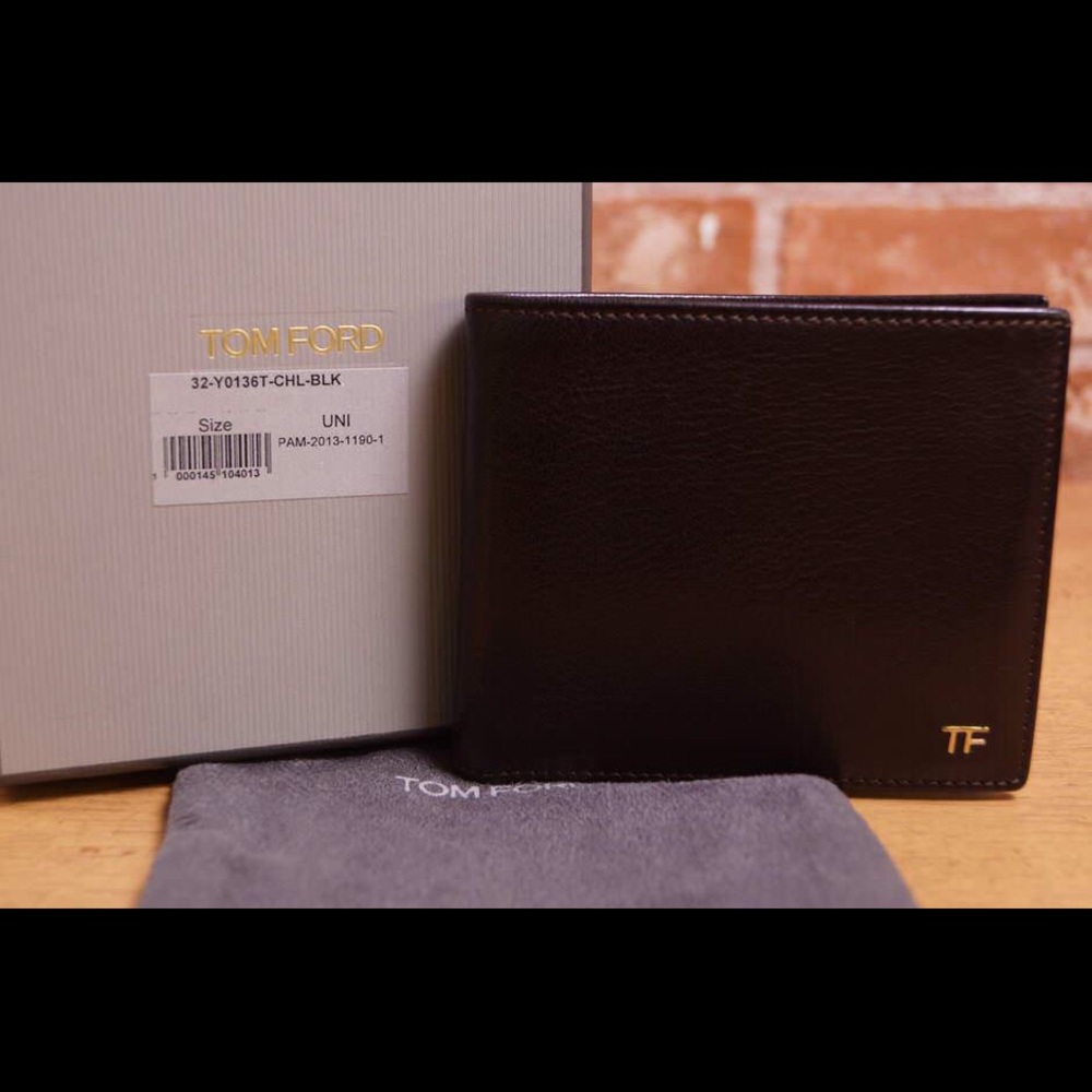 Tom Ford Men's Leather Bi-Fold Wallet, Black